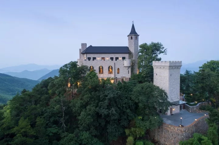 裸心堡以崭新的形貌惊艳回归