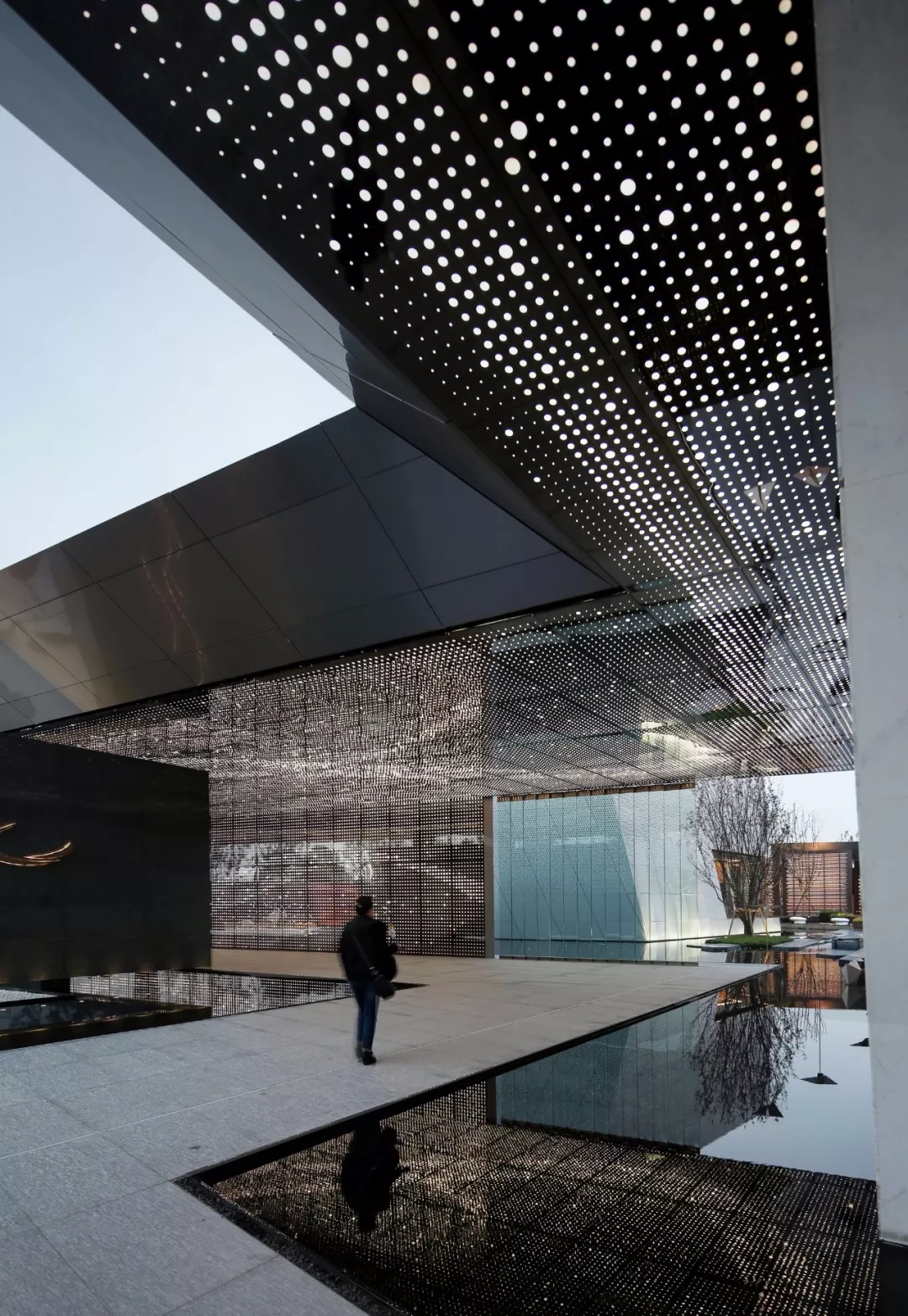 两江星空长廊 by苏圣亮，9001cc金沙以诚为本构筑设计