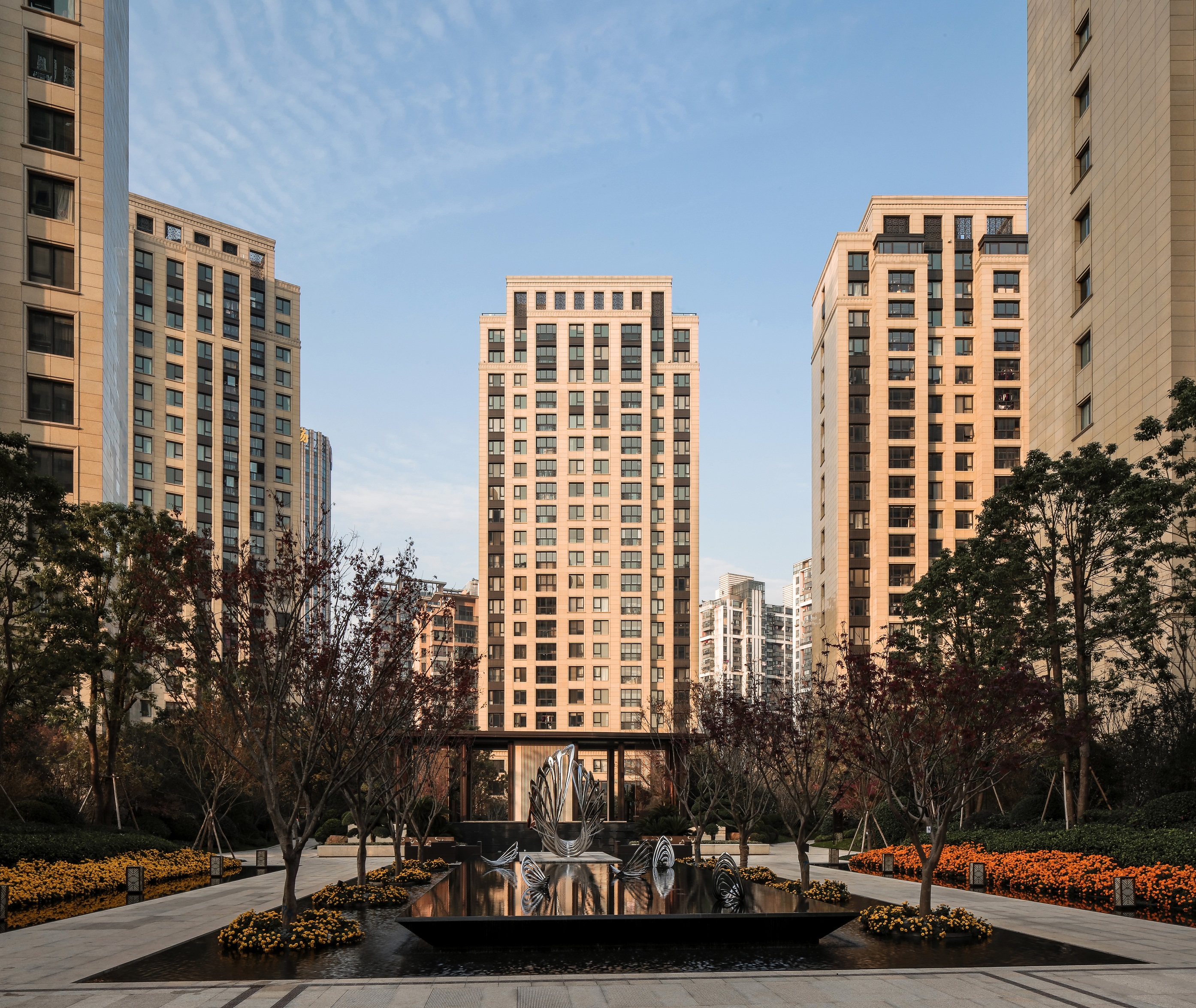 9001cc金沙以诚为本构筑优良奖项目，大宁金茂府